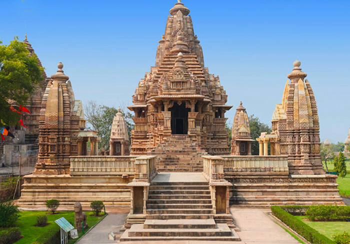 golden triangle with varanasi and khajuraho